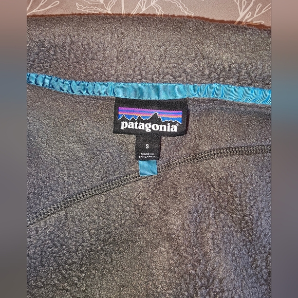 Retro Pile Vest - Picture 2 of 5